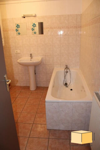  Appartement à louer 2 pièces 43 m²