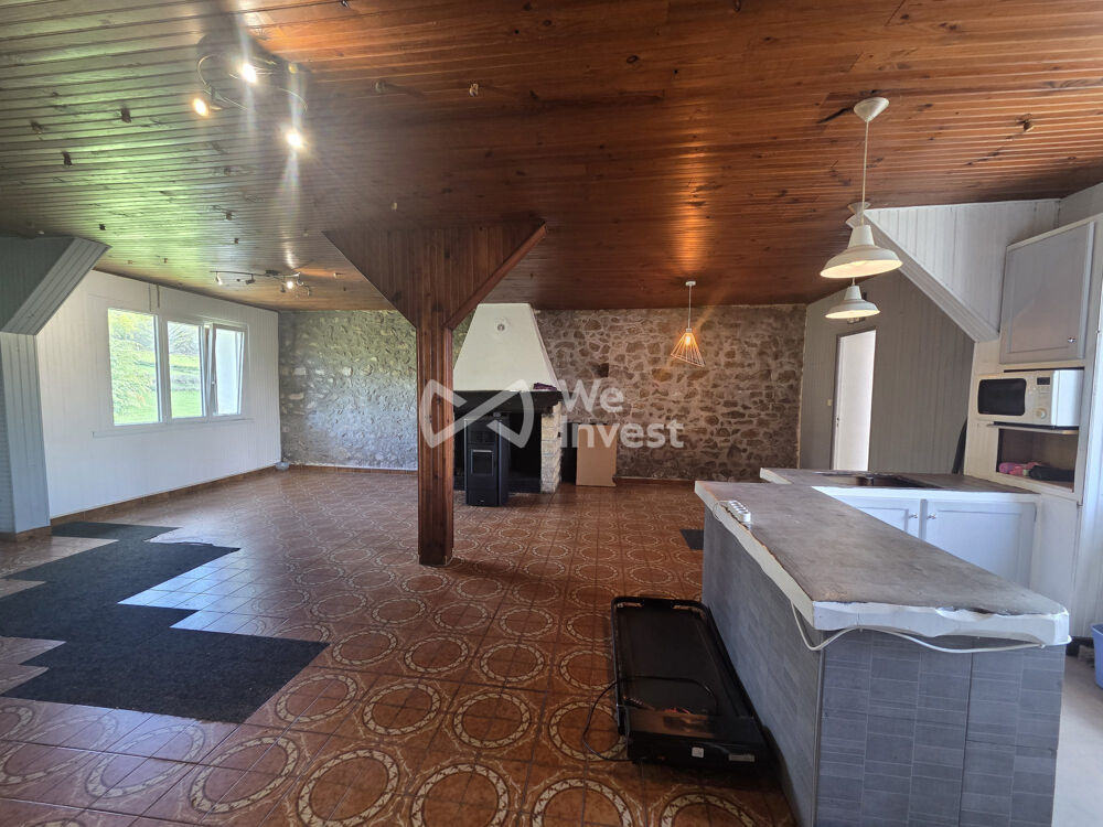 Maison individuelle 111m² , 3CH. élevée sur garage