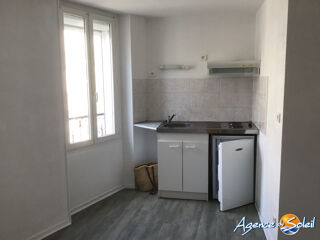  Appartement à louer 2 pièces 31 m²