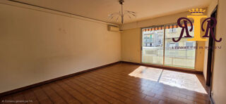 Vente Appartement t4 98 M² – 3 CHAMBRES – BALCON – CAVE – ASCENSEUR- Marseille 5