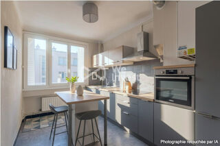 Vente Appartement T3 lumineux de 59,2 m² - Vue dégagée & étage élevé avec Lyon 7