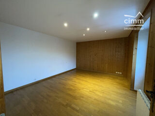  Appartement à louer 3 pièces 69 m²