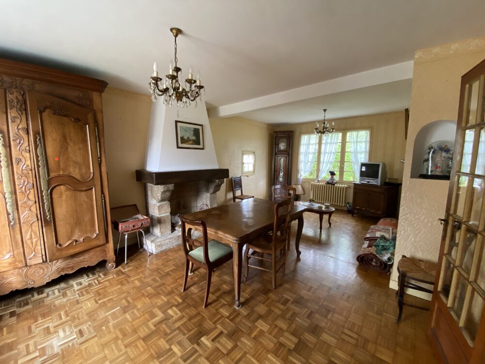 PROCHE ECOLES ET COMMERCES
