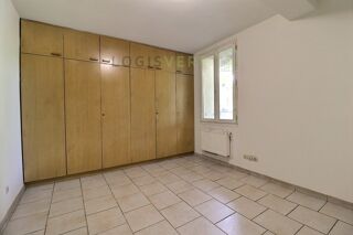  Appartement à louer 2 pièces 45 m²