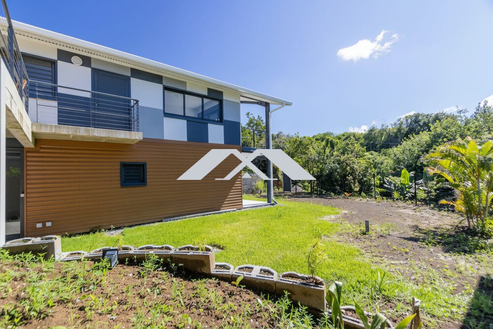 Vente Maison Superbe F4 de standing avec grand terrain et vue Saint-joseph