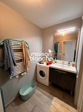  Appartement à louer 3 pièces 63 m²