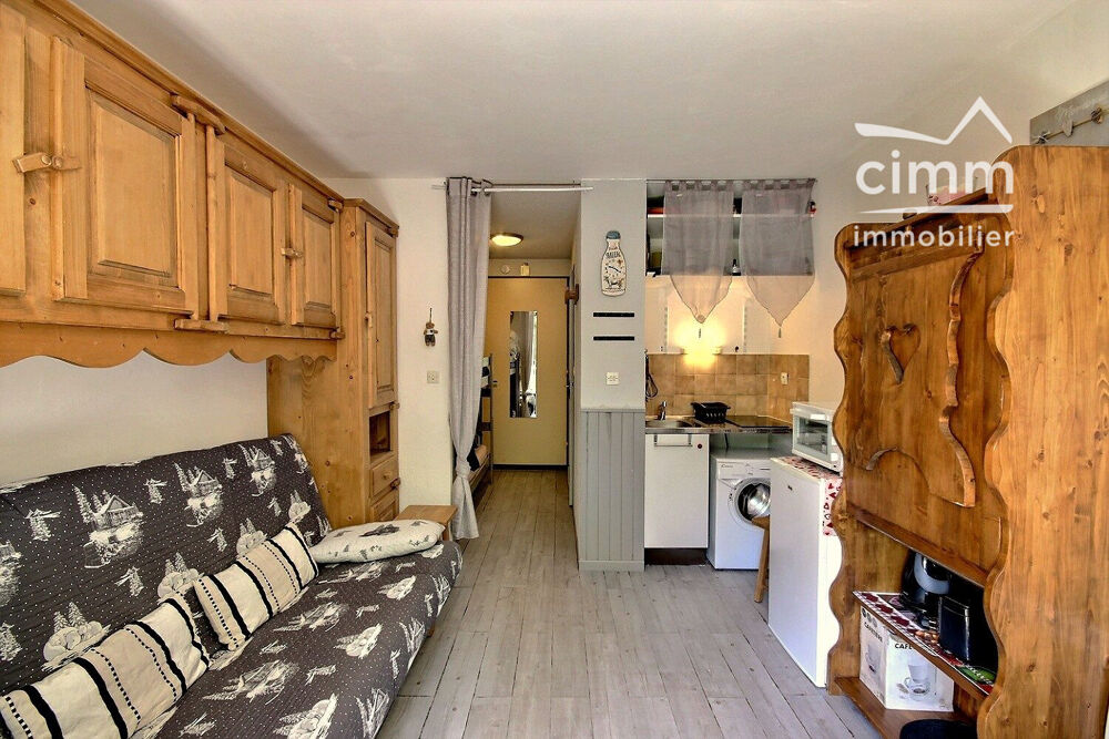 A VENDRE LES CARROZ D'ARACHES 74300 APPARTEMENT AVEC COIN NUIT C