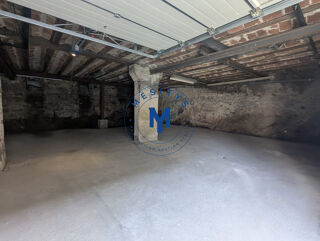  Immeuble � vendre 740 m�