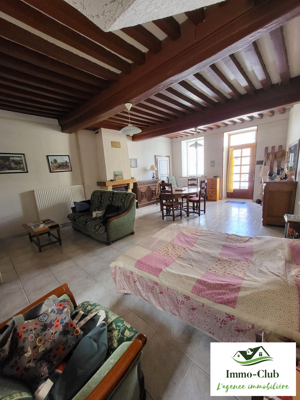 Maison de ville de 90m² et studio de 25m² en location