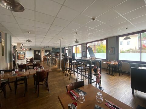  Hôtel Restaurant de 430 m² en CHARENTE ! 