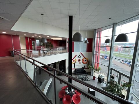 Ensemble de bureaux et d&eacute;p&ocirc;t de 1699 m&sup2; &agrave; LIMOGES ! 112 87280 Limoges