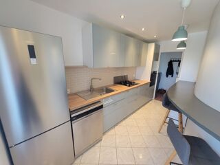 Appartement à louer 3 pièces 71 m²