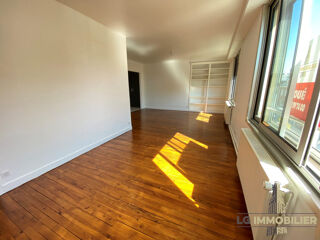  Appartement à louer 3 pièces 87 m²