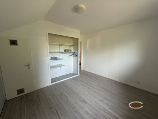  Maison à louer 5 pièces 110 m²