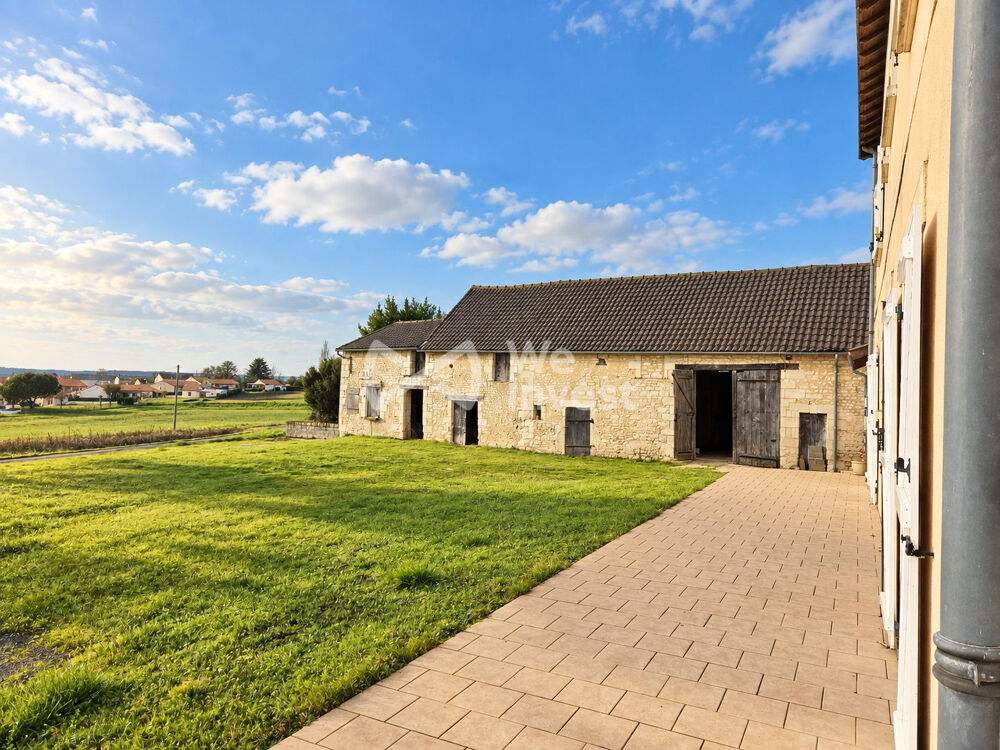 Vente Maison Maison à vendre Scorbé-Clairvaux Scorbé-clairvaux