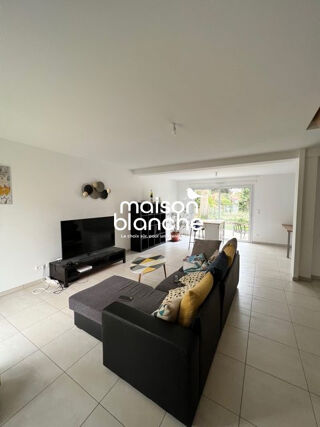 Maison à louer 6 pièces 115 m²