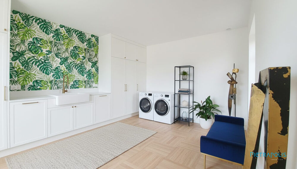 Maison en plateau - 200 m2 habitables - Piscine