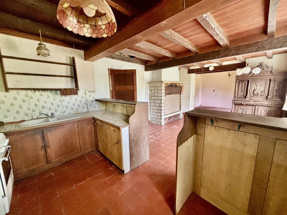 Ancienne grange à rénover en pleine campagne de Saint-Antoine-