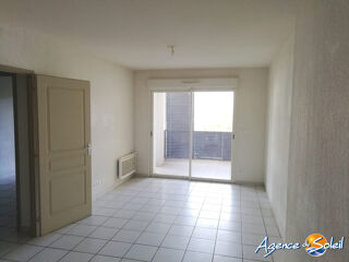  Appartement à louer 2 pièces 38 m²