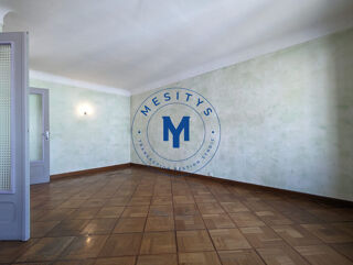  Immeuble � vendre 240 m�