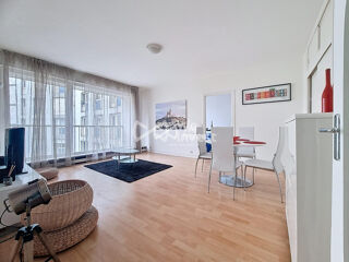  Appartement à louer 2 pièces 56 m²