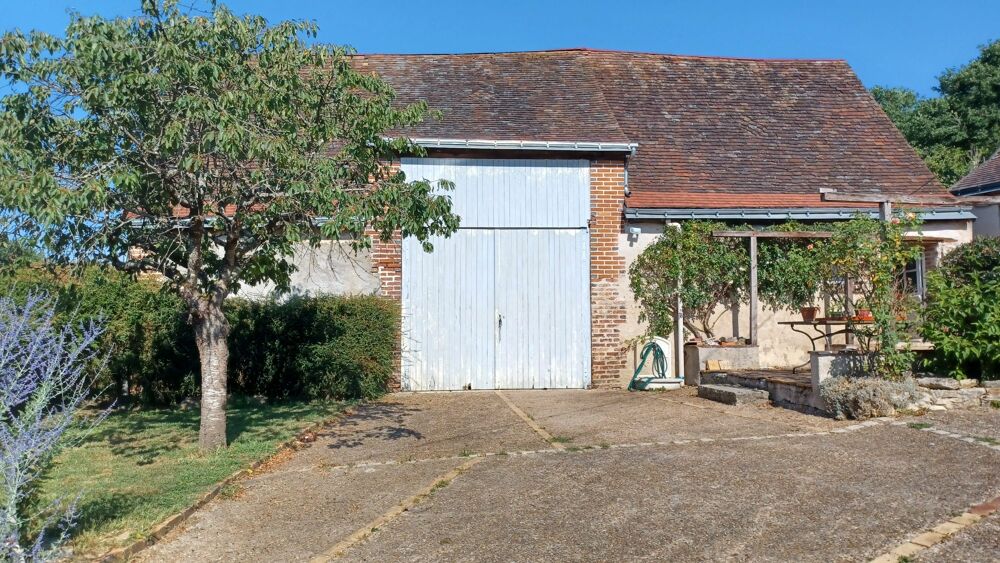 Vente Maison Maison de campagne avec 4.4HA prairie et bois ! Villedômer