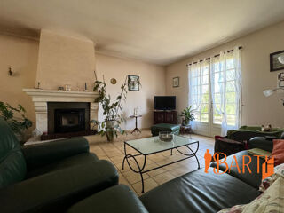  Maison � vendre 7 pi�ces 213 m�