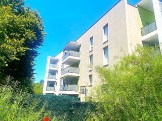  Appartement à louer 3 pièces 63 m²