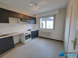  Appartement à louer 3 pièces 65 m²
