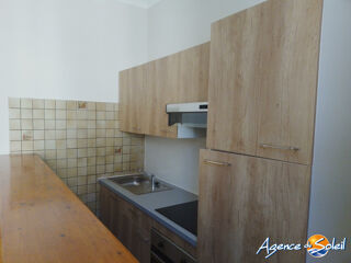  Appartement à louer 2 pièces 31 m²