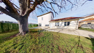  Maison  vendre 10 pices 385 m