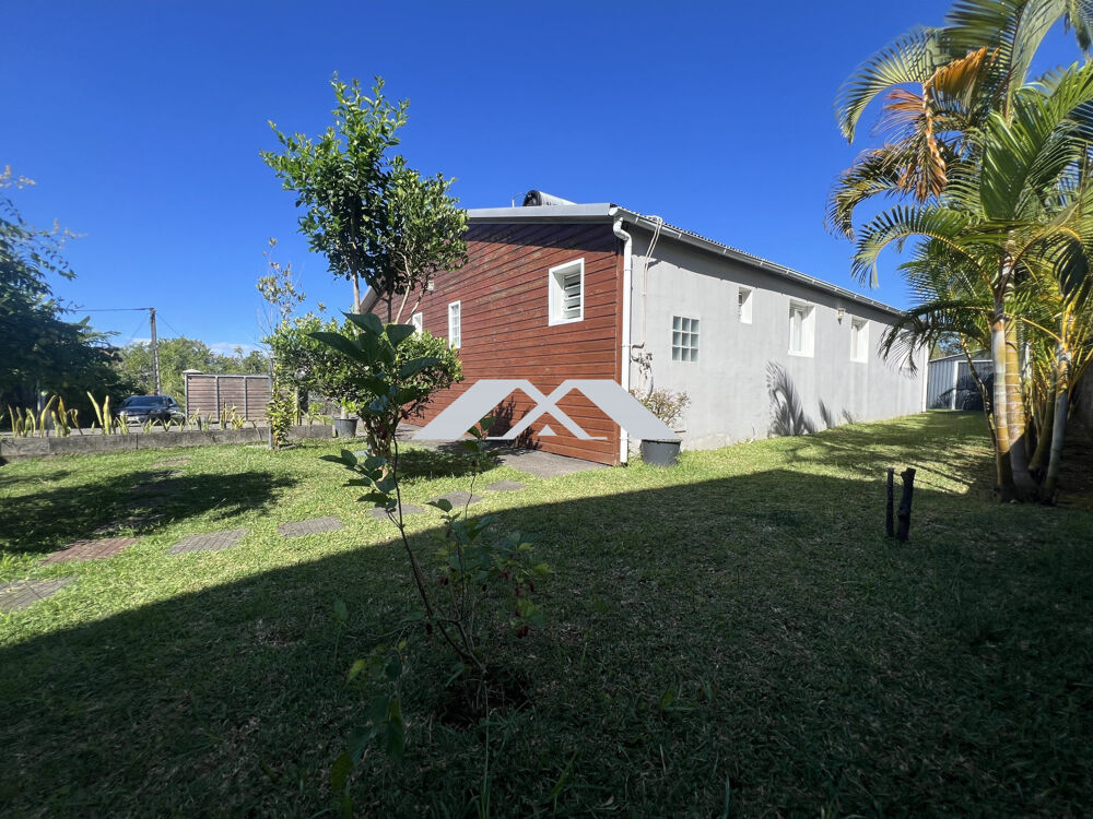 Maison familiale 120 m² avec piscine  Terrain 590 m²  Je