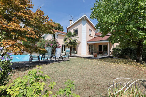   DPE C Maison - 7 pi�ce(s) - 195 m�