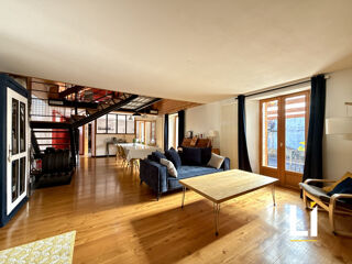  Appartement  vendre 5 pices 161 m