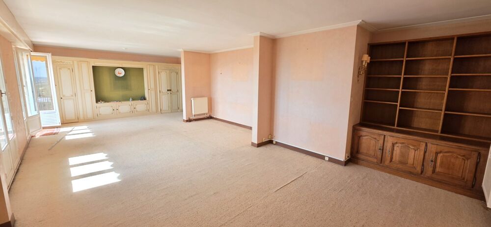T5 de 124 m² au dernier étage
