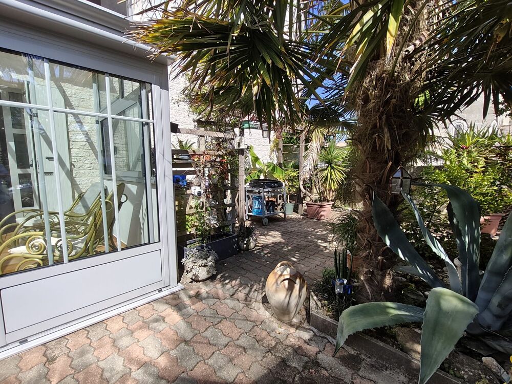 Maison vue sur le port