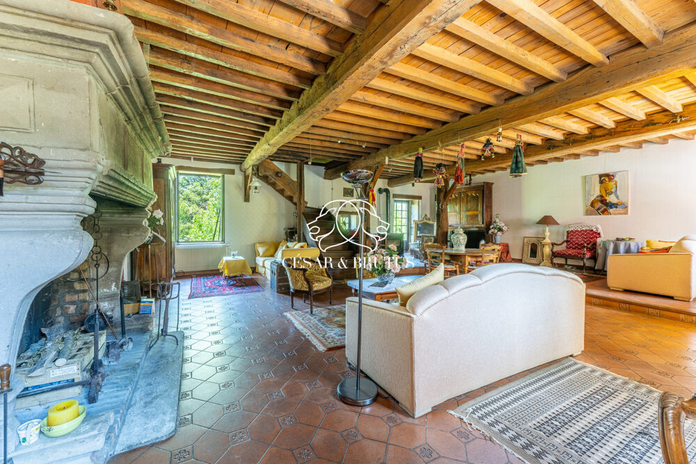 Exclusivité  Maison 7 pièces de 218 m²  Maubec  Deme