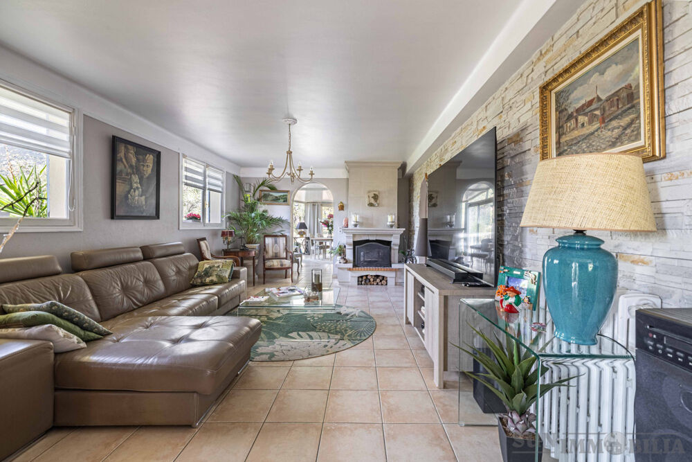 Vente Maison CASTAGNIERS – Magnifique villa provençale de caractère avec Castagniers
