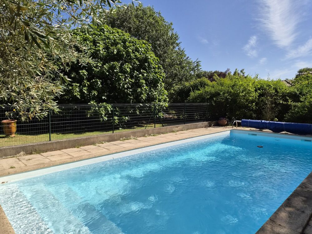 grande villa sur superbe terrain