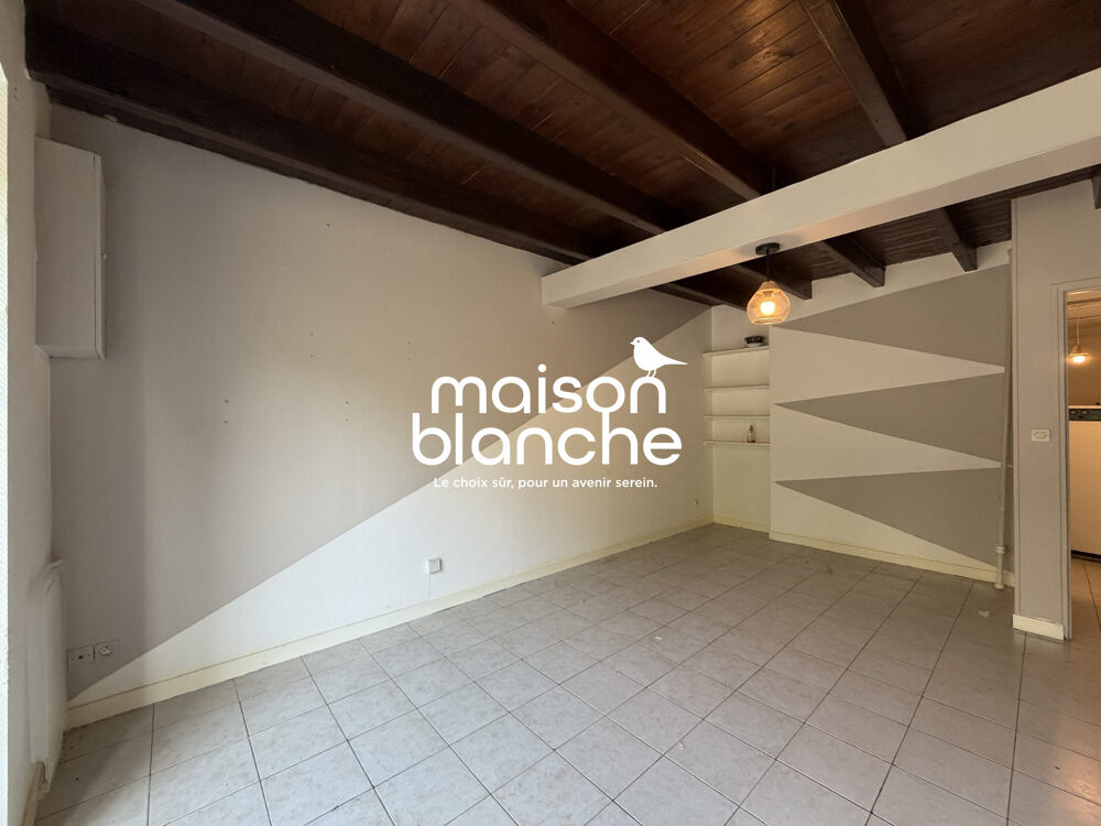 Location Maison Maison POUGNE HERISSON Pougne-hérisson