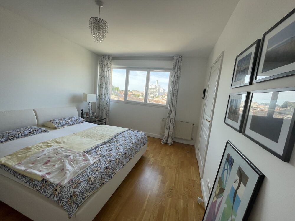 Bel appartement en dernier étage avec terrasse
