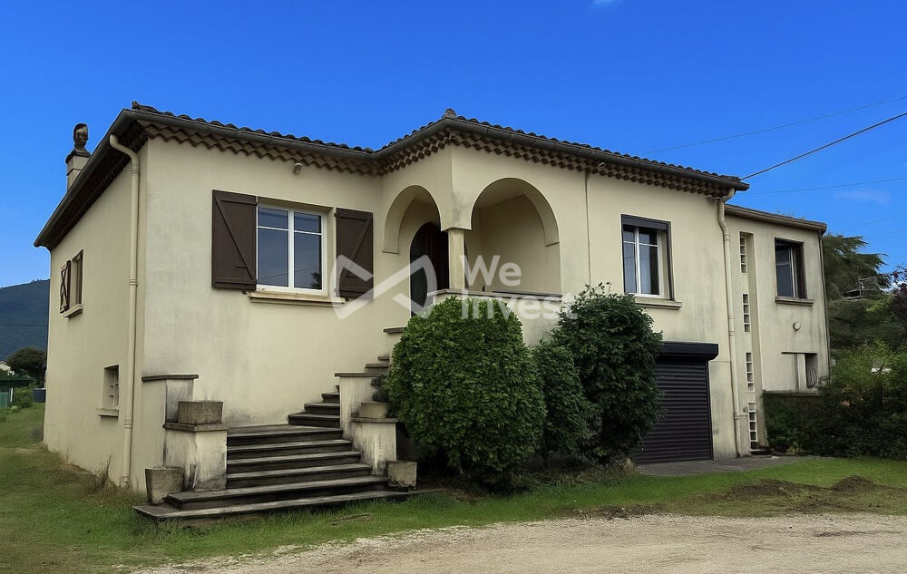 Maison 9 pièces 241 m² · à Aussillon · 241 m² · 280 000 €