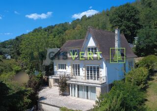  Maison à vendre 11 pièces 256 m²