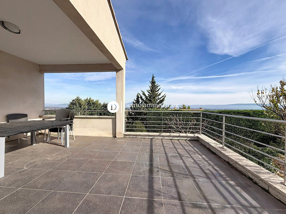 à vendre  Maison Saint-Saturnin-lès-Avignon (84450)