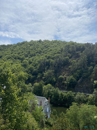  Maison � vendre 10 pi�ces 180 m�
