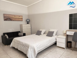  Appartement à louer 3 pièces 78 m²