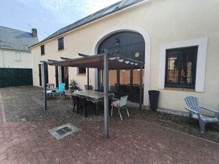  Maison à vendre 10 pièces 229 m²