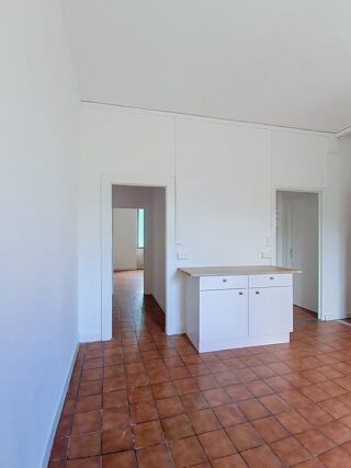  Appartement à louer 2 pièces 43 m²