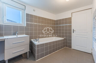  Maison  vendre 7 pices 147 m