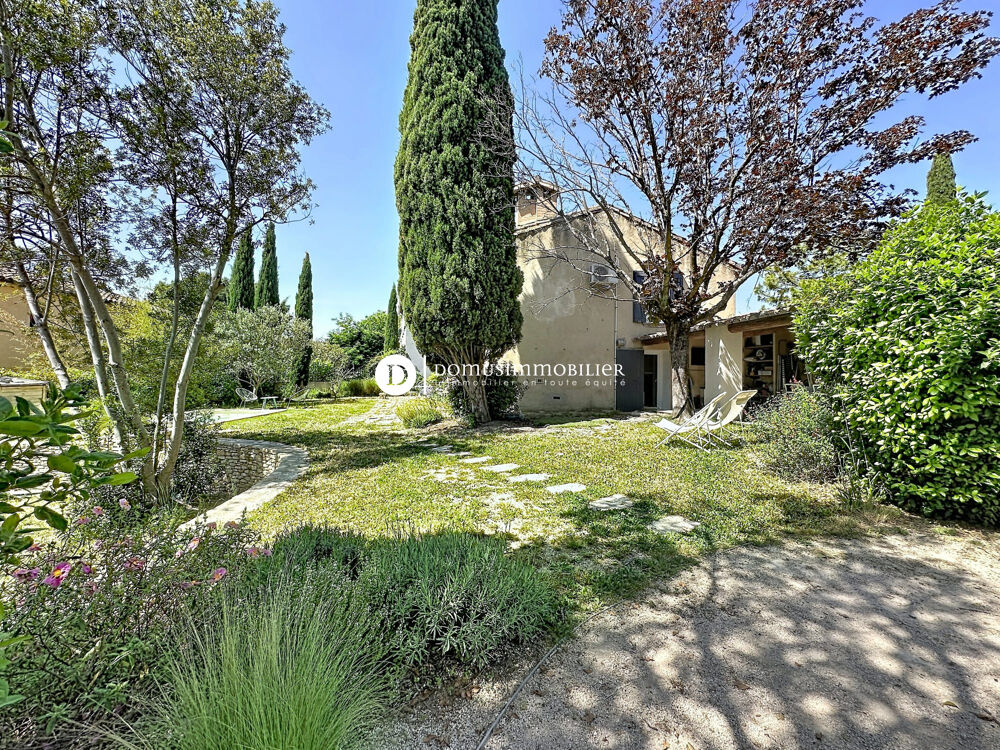 Maison avec jardin et piscine